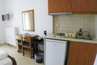 room 2 panorama kitchen