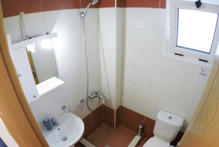 room 4 panorama bathroom